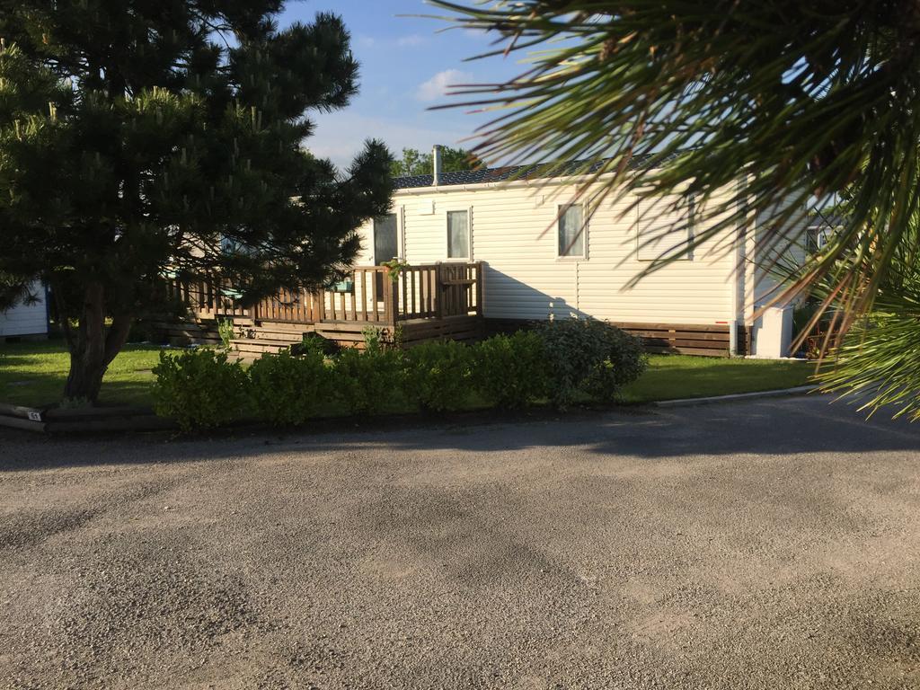 Camping Caravaning Les Cerisiers Berck Sur Mer Verton Ngoại thất bức ảnh