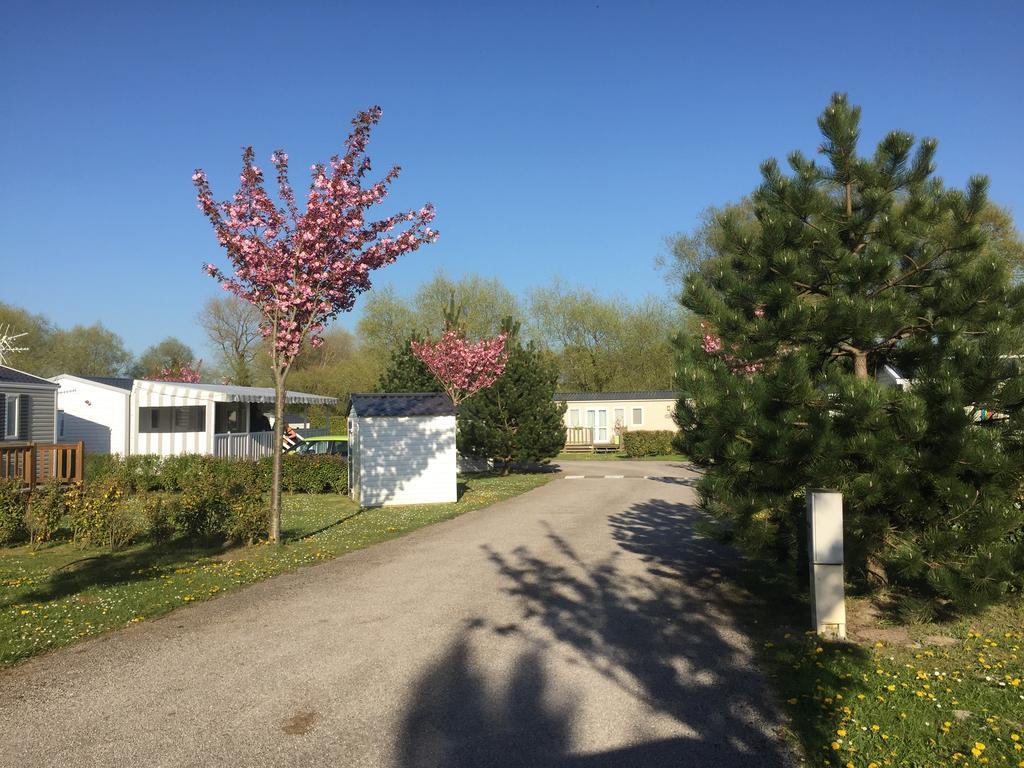 Camping Caravaning Les Cerisiers Berck Sur Mer Verton Ngoại thất bức ảnh